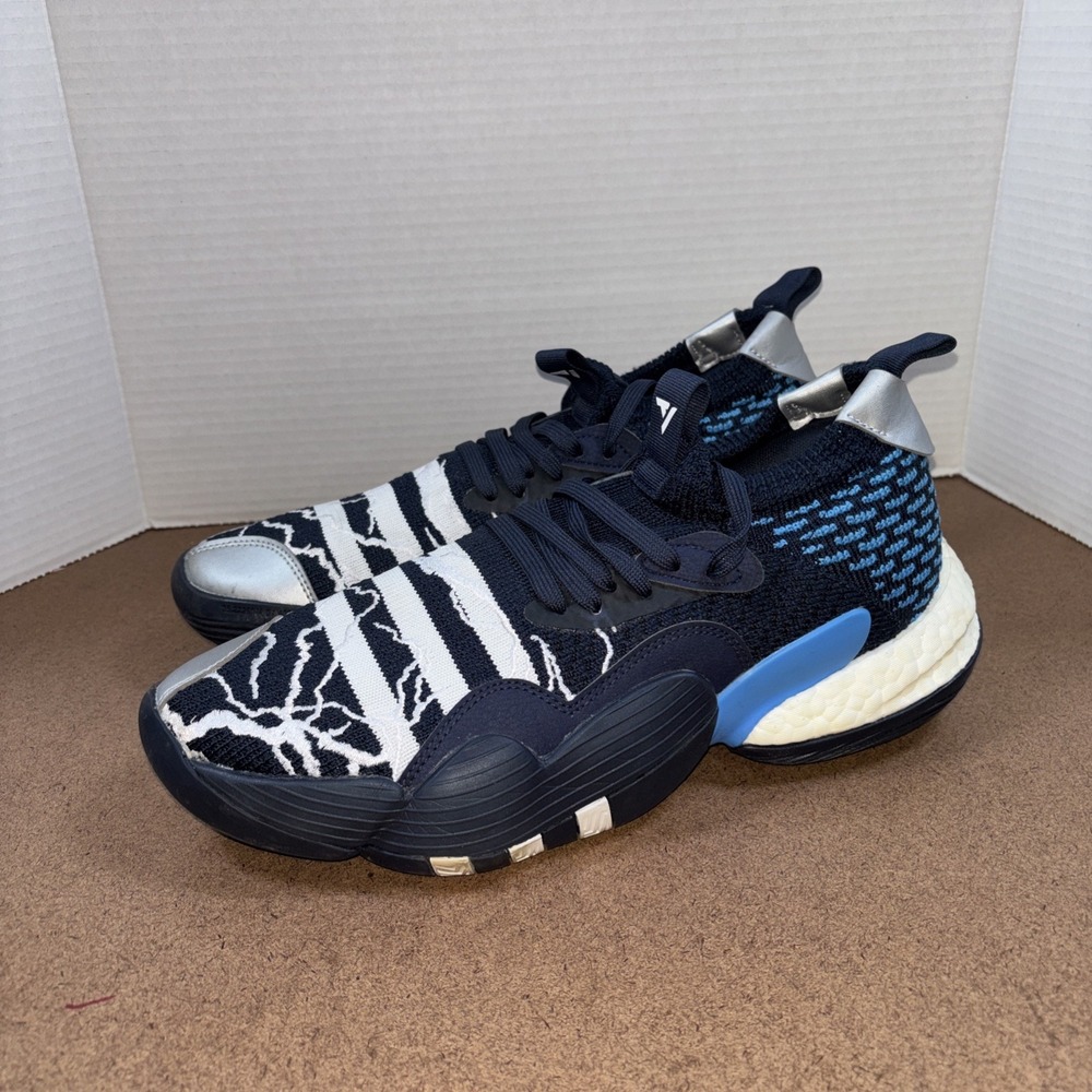 Adidas Mens 9.5 Trae Young 2 Basketball Shoes Boost Blue White Athleisure